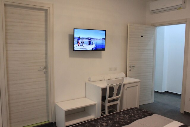 アランブラド ルームズ & スイーツ