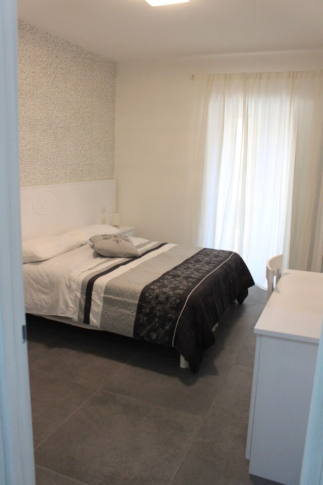 アランブラド ルームズ & スイーツ