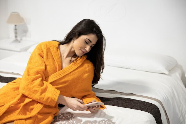 アランブラド ルームズ & スイーツ