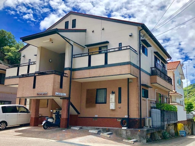 ミッドタウン サクラ アパートメント ハウス 201