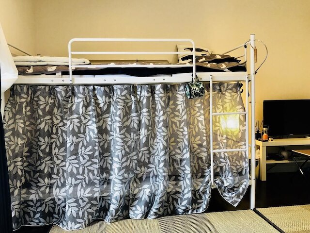 Ricco Mond Hills Apartment House 101