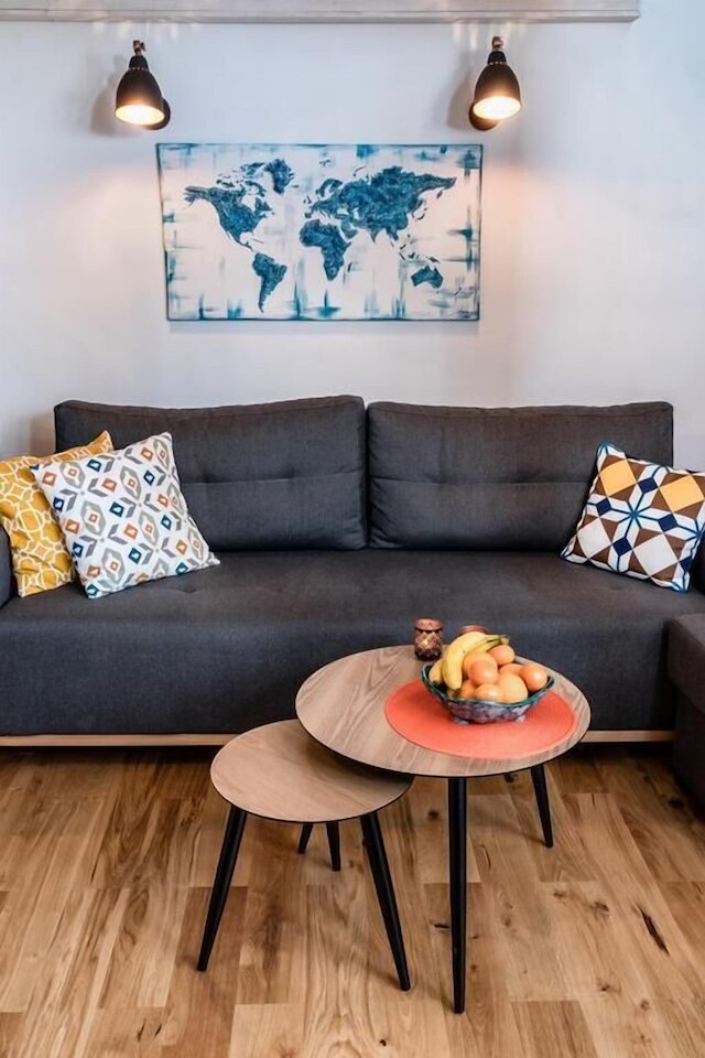 フミエルナ z アントレソラ