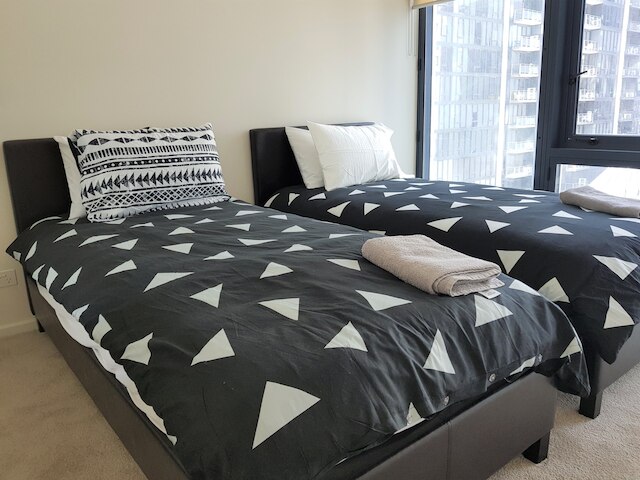 レアディセット アパートメンツ サウスバンク ワン