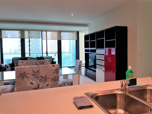 レアディセット アパートメンツ サウスバンク ワン