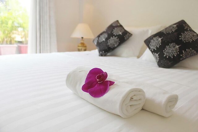 ダウンタウン レトロ サービスド アパートメント