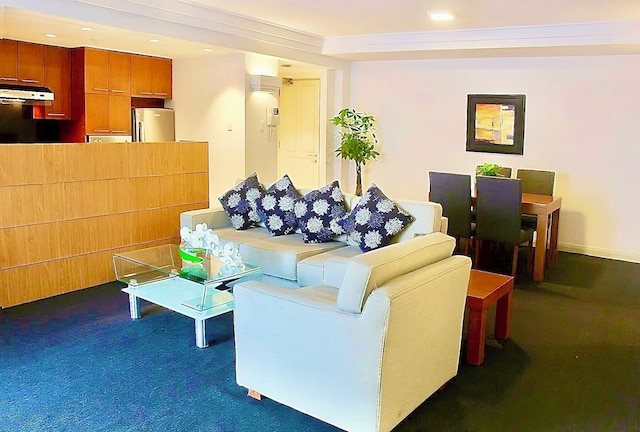 ダウンタウン レトロ サービスド アパートメント