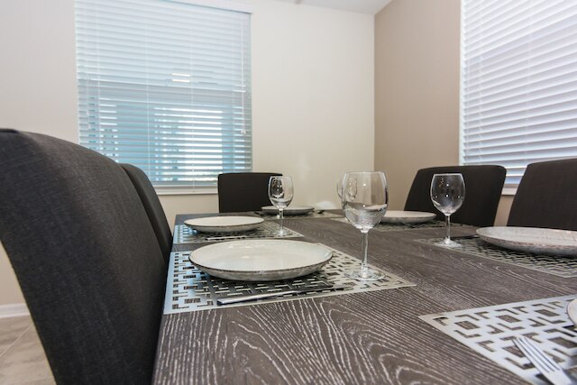 ファブュラス アパートメント ウィズ バルコニー アット ストーリー レイク 272977