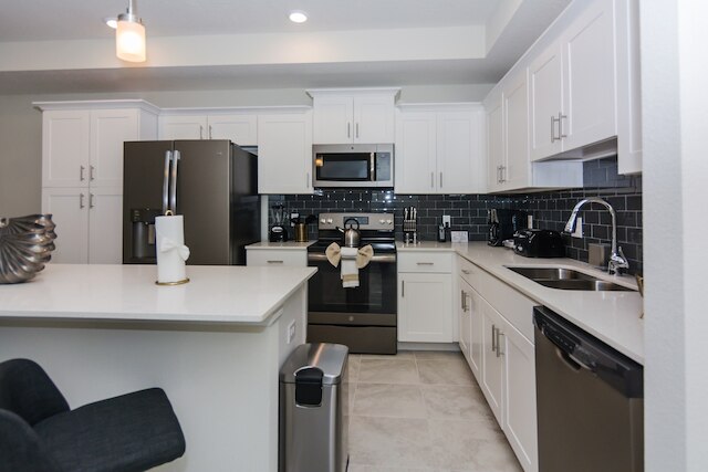 ファブュラス アパートメント ウィズ バルコニー アット ストーリー レイク 272977