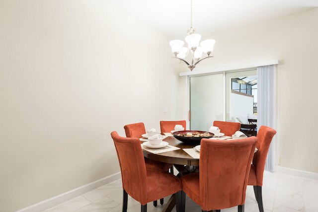 ラブリー バケーション タウンハウス ウィズ プライベート プール SL3103