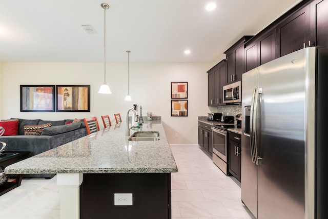 ラブリー バケーション タウンハウス ウィズ プライベート プール SL3103