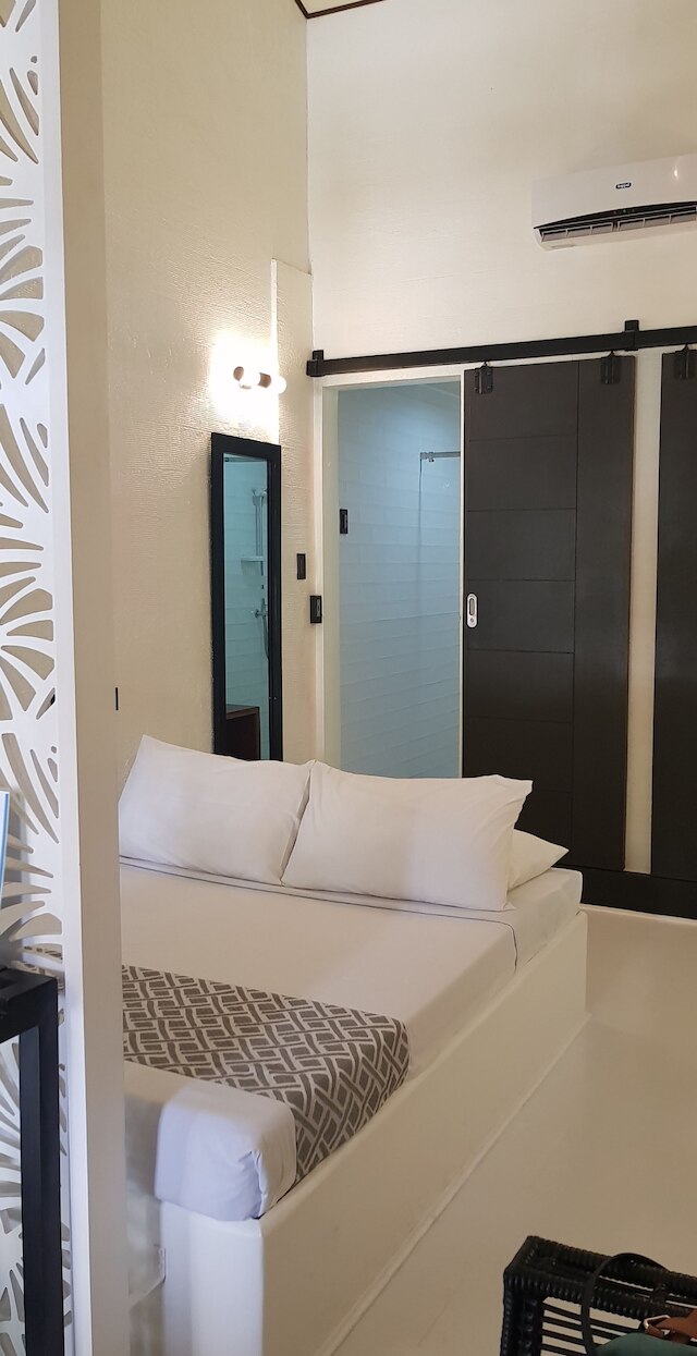 クール プレイス ライト レジデンシーズ