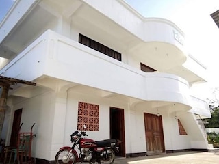 シャーリーズ ペンション アンド レストラン