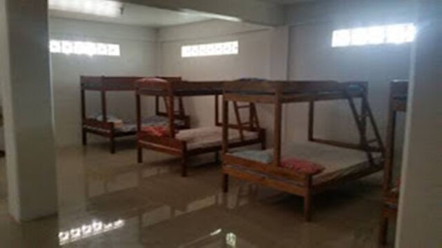 シャーリーズ ペンション アンド レストラン