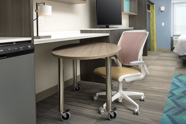 ホーム2 スイーツ バイ ヒルトン フェニックス エアポート サウス