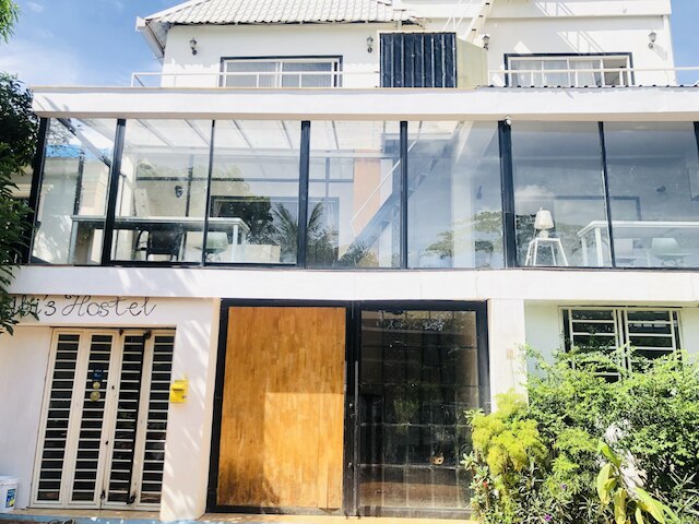 キャットズ ホステル