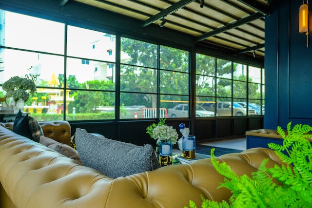 ウ サバイ ホテル