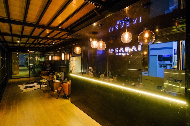 ウ サバイ ホテル