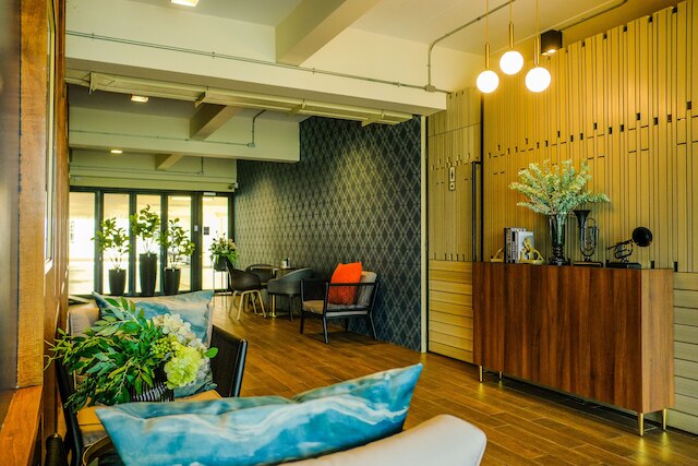 ウ サバイ ホテル