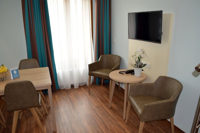 トリップ イン レジデンス シティ センター