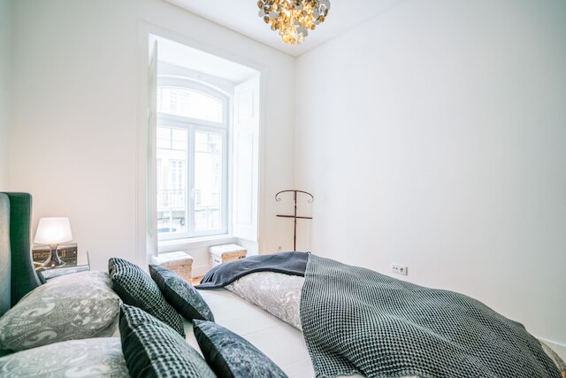 エストレラ ネオクラシカル アパートメント リバー ビュー