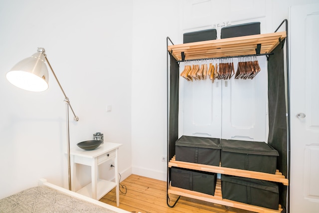 エストレラ ネオクラシカル アパートメント リバー ビュー