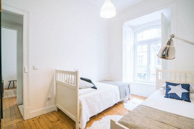 エストレラ ネオクラシカル アパートメント リバー ビュー