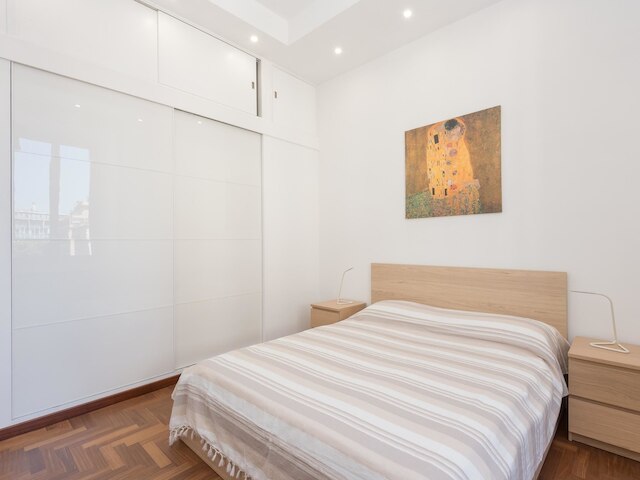 RSH ポポロ エレガント 2 ベッドルーム アパートメント