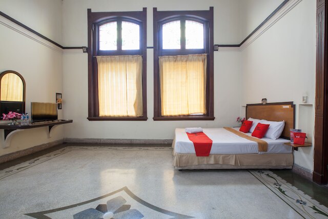 レッドドアーズ アット ラワン