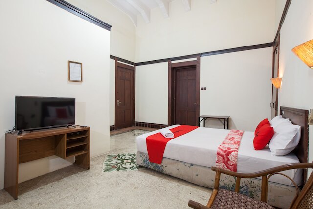 レッドドアーズ アット ラワン