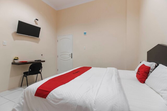 レッドドアーズ ニア グランド パラディウム