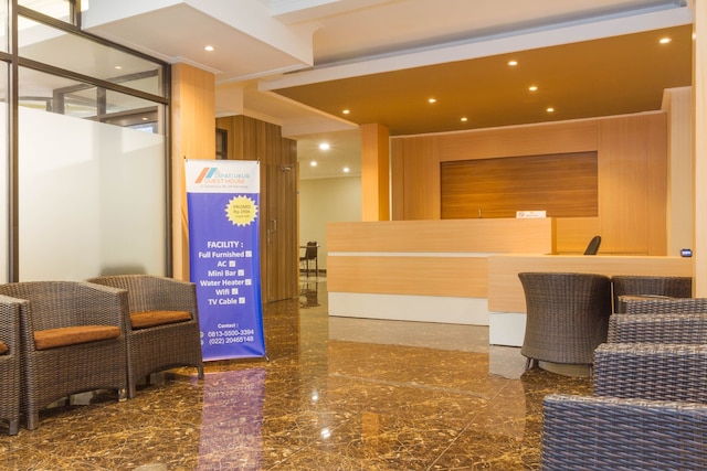 レッドドアーズ プラス アット ディパティウクール