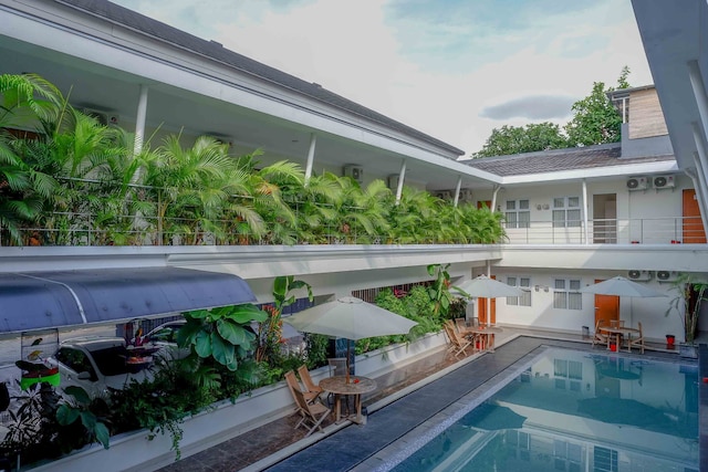 アーバンビュー ホテル シャリア カサ アズミャ ジョグジャカルタ