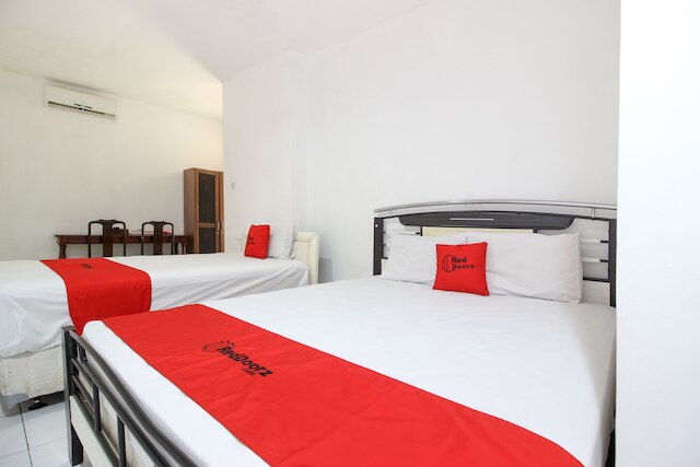 レッドドアーズ ニア RS サルジト ジョグジャカルタ 2