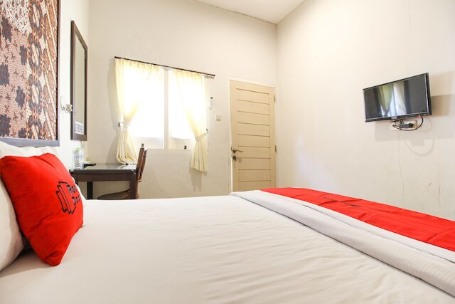 レッドドアーズ シャリア― ニア― ウィジラン ジョジャカルタ