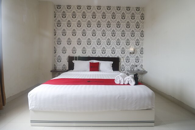 レッドドアーズ プラス ニア ウニベルシタス ヌグリ マカッサル