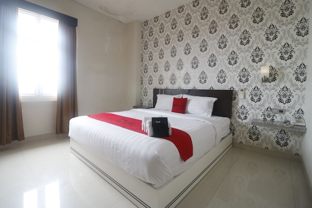 レッドドアーズ プラス ニア ウニベルシタス ヌグリ マカッサル