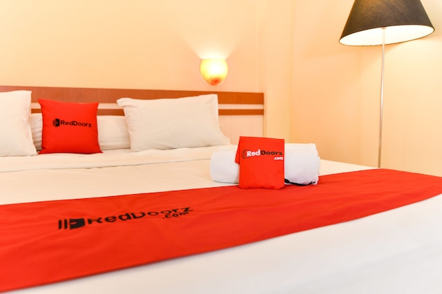 レッドドアーズ プラス ニア モール バリ ガレリア 2