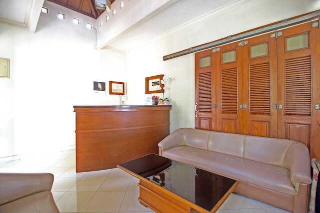 レッドドアーズ プラス アット テガル パングン