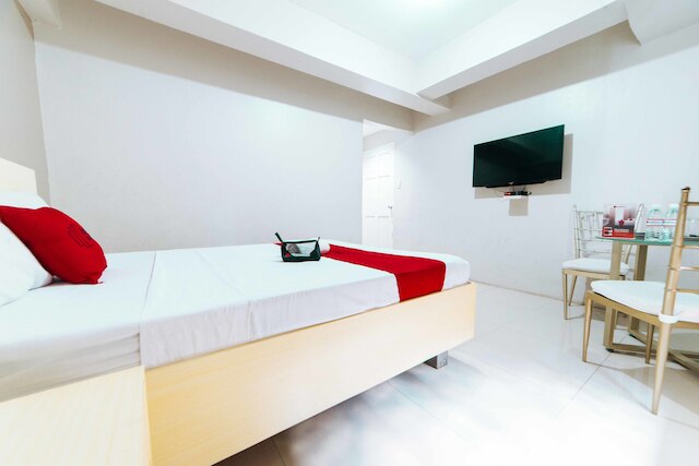 レッドドアーズ アット サマト マンダルヨン