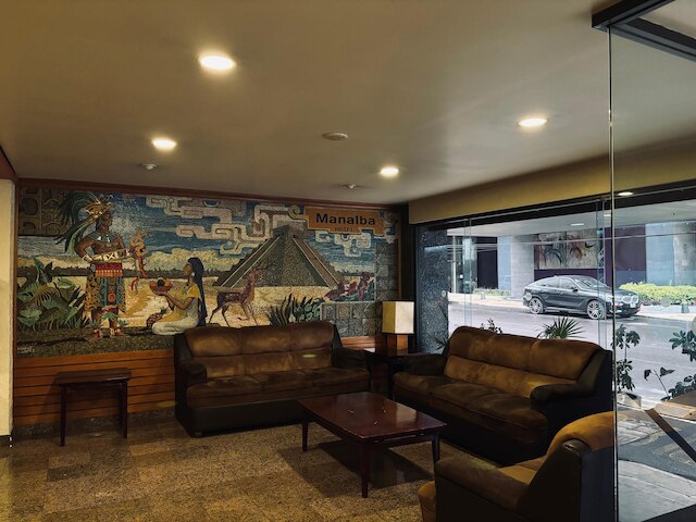 ホテル マナルバ