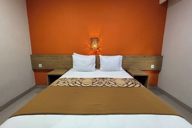 ホテル ブミ マクムール インダー