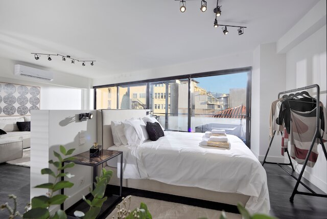 アター アルバス バイ K&K