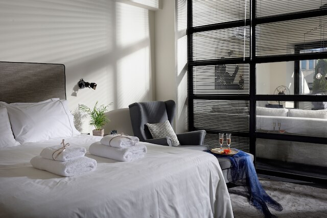 アター アルバス バイ K&K