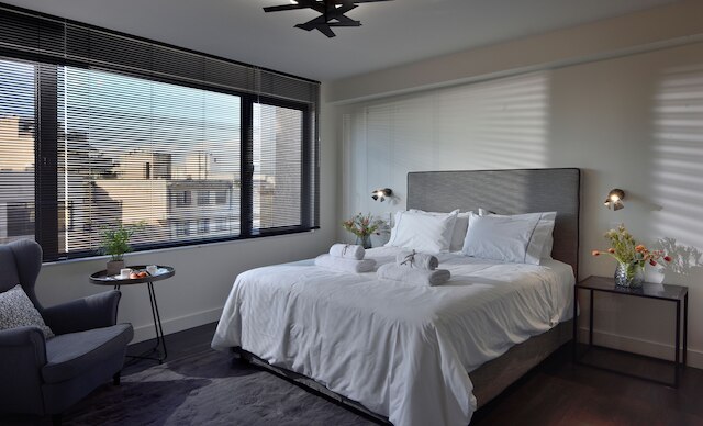 アター アルバス バイ K&K