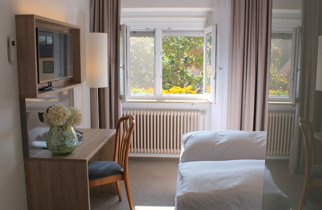 ホテル クローネ