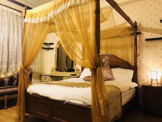 コーナー ラブ ホームステイ