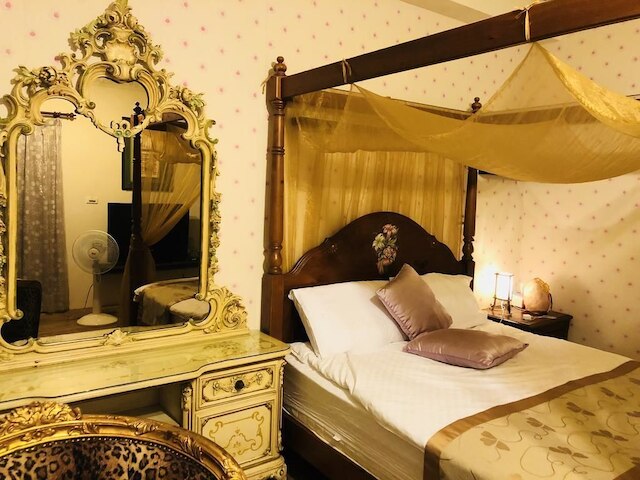 コーナー ラブ ホームステイ