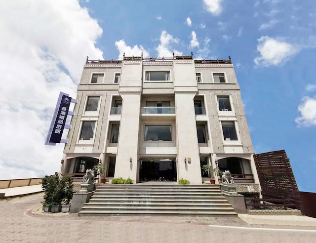 チャンホン ホテル (長鴻精品旅館)