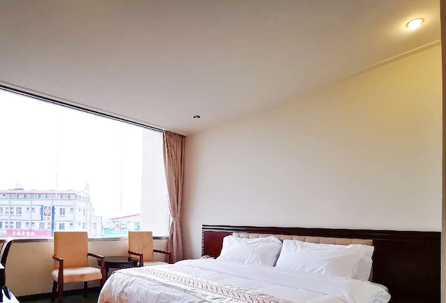 チャンホン ホテル (長鴻精品旅館)