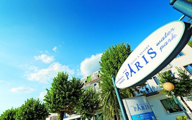 ホテル パリス リゾート